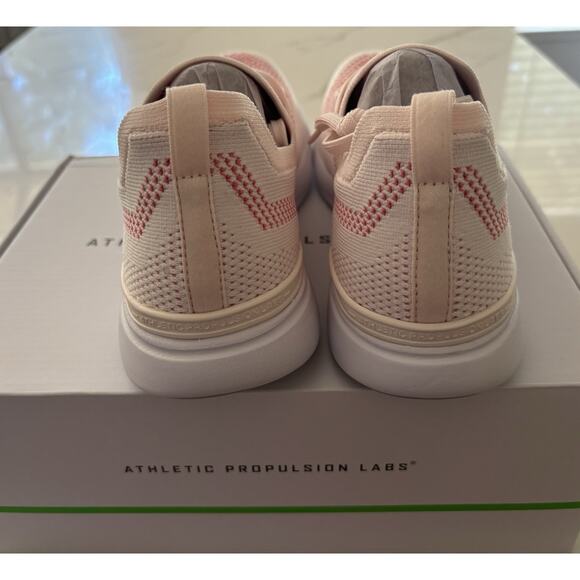 APL Athletic Propulsion Labs Techloom Breeze Sneakers Cream Fire Coral Size 8.5 - Picture 5 of 9